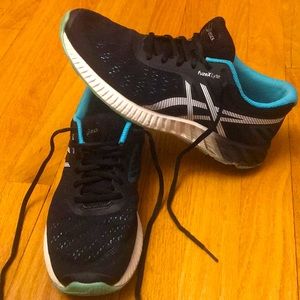 ASICS FuzeXLyte Black & Teal Super Light Weight Running Athletic Shoes Sz 8.5